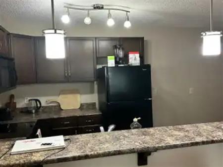 2-Bedroom, 2-Bath Condo for Rent – NW Edmonton | 6070 Schonsee Way, Edmonton
