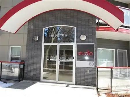 Studio Ed west facing condo | 10611 117 Street Northwest, Edmonton