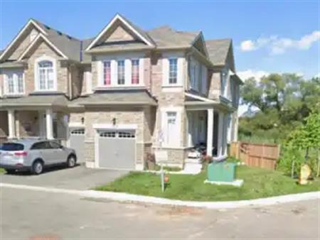 33 KEENLYSIDE LANE | 33 KEENLYSIDE LANE, Ajax