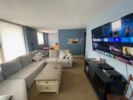 Great location in Kensington steps from Riley Park **Pets Okay** | 223 - 223 1417 7 ave Nw, Calgary