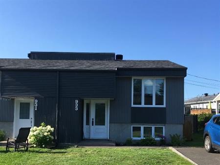 🏡 À louer – Superbe jumelé à Saint-Jean-Chrysostome
