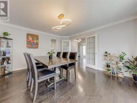 449 ALEX DONER DRIVE | 449 ALEX DONER DRIVE, Newmarket