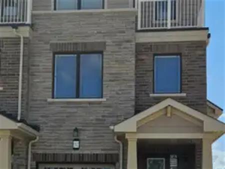 192 GILLESPIE DRIVE | 192 GILLESPIE DRIVE, Brant