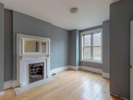 99-103 Henderson | 103 Henderson, Ottawa