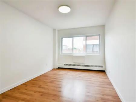809 Bloomfield Avenue | 809 Bloomfield Avenue, Montreal