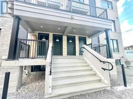 713 ARCADIAN PRIVATE | 713 ARCADIAN PRIVATE, Ottawa