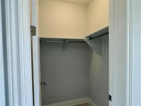 205 YEARLING CIRCLE | 205 YEARLING CIRCLE, Ottawa