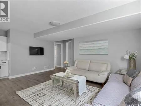 1535 MAPLE AVENUE Unit# LOWER | 1535 MAPLE AVENUE Unit# LOWER, LaSalle