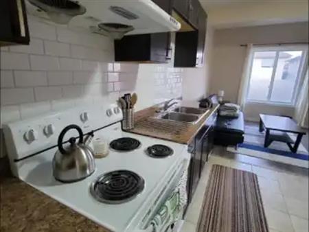 Legal walkout basement | 238 200 Pantego View NorthWest, Calgary