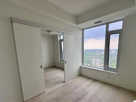 Yorkville luxury! Stunning view, sleek Miele kitchen, wine fridge & 5-star amenities! | 11 Yorkville Avenue, Toronto