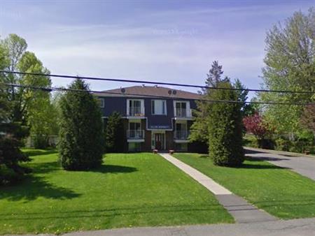 204-2444 Cléroux Crescent: 2 Bedroom Apartment (Gloucester) | 2444 Cléroux Crescent, Ottawa