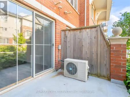 3 - 43 HAYS BOULEVARD | 3 - 43 HAYS BOULEVARD, Oakville