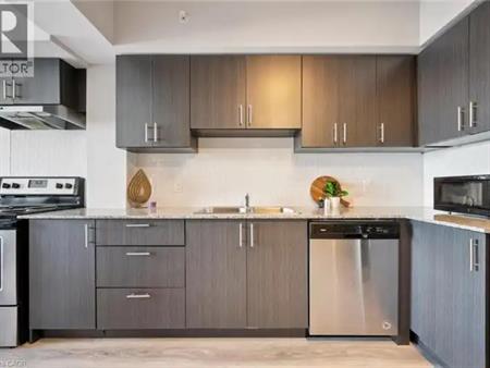 275 LARCH Street Unit# F515 | 275 LARCH Street Unit# F515, Waterloo