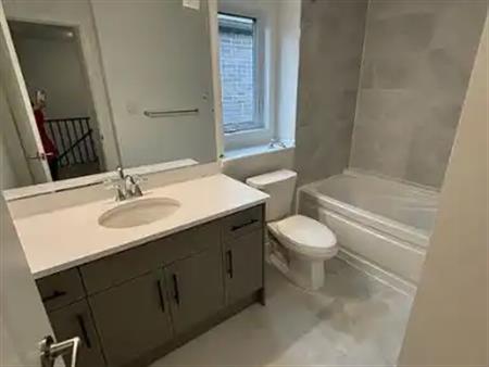 128 MARIGOLD GARDENS | 128 MARIGOLD GARDENS, Oakville