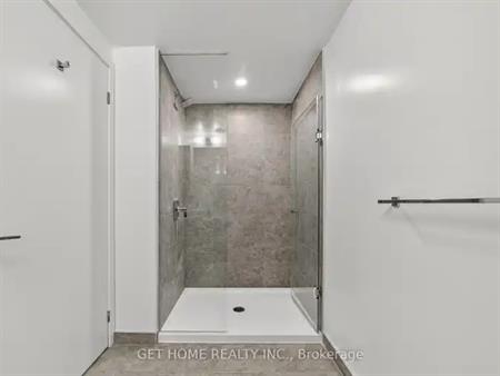 Downtown luxury!  Brand-new 1-bed with city views & amazing amenities! | 280 Howland Avenue, Toronto