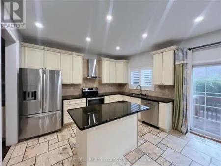 49 PORTELLI CRESCENT | 49 PORTELLI CRESCENT, Ajax