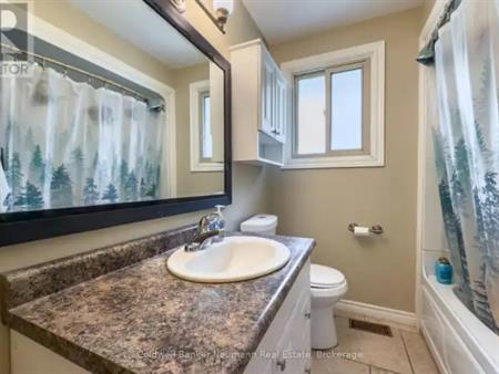 UPPER - 27 JULIA DRIVE | UPPER - 27 JULIA DRIVE, Guelph