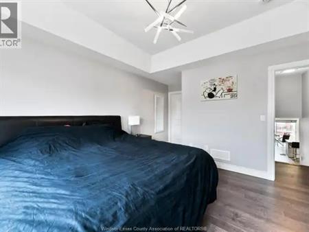 11930 MAITLAND AVENUE | 11930 MAITLAND AVENUE, Windsor