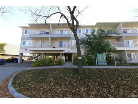 88 Scotland Avenue | 880 Scotland Avenue, Winnipeg