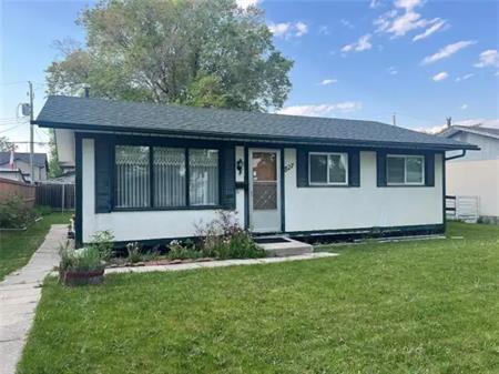 827 Barry Avenue | 827 Barry Avenue, Winnipeg