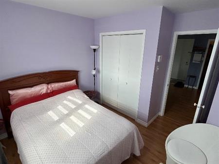 3-1/2 condo entièrement meublé et chauffé