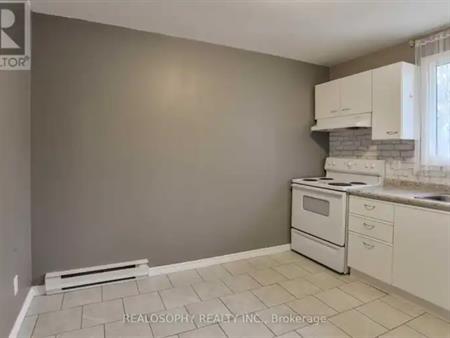 2 CHRISTINE PLACE | 2 CHRISTINE PLACE, Orillia