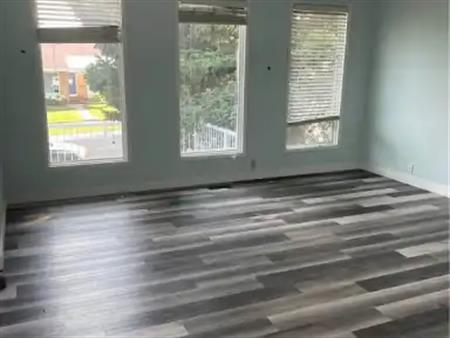 Bright and clean 4 bedrooms bungalow. Woodbine SW Sept 30th. | Calgary