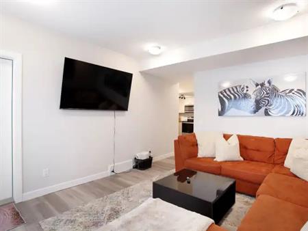 Furnished 2 bedroom Legal Walkout Basement in North-West Calgary | Calgary