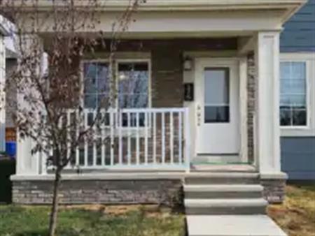 Family Friendly 3-Bedroom Townhouse for Rent in Yorkville | 176 - Yorkville Park SW, Calgary