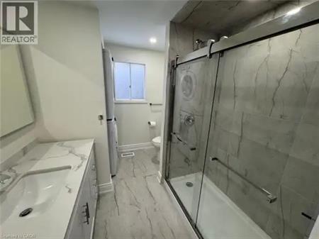 389 DUNVEGAN Drive | 389 DUNVEGAN Drive, Waterloo
