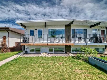 Renovated Open & Bright Basement Suite | Calgary