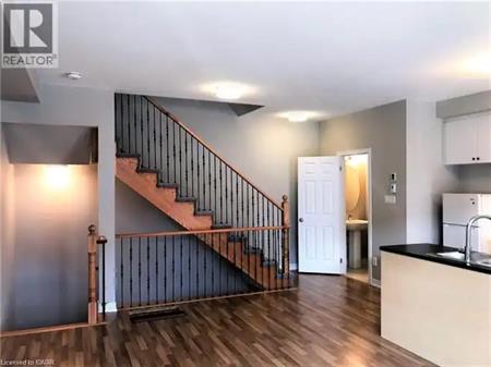113 HARTLEY Avenue Unit# 53 | 113 HARTLEY Avenue Unit# 53, Paris