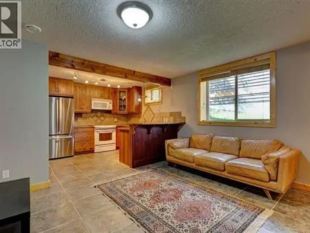 Beautiful Well Maintained 1-bdrm suite | 330 Casale Place, Canmore