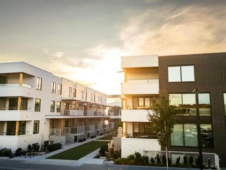 Ledge on Lakeshore | 3795 Lakeshore Rd., Kelowna