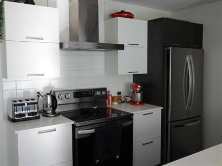 Appartement 2 chambres - Chambly - Électro. Inclus