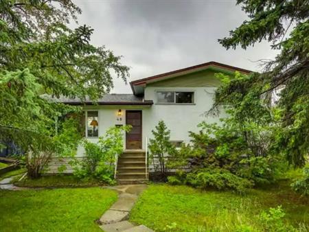 Fairview Rental – Main & Top Floors with Stunning Downtown Views! | 48 Fielding Drive Southeast, Calgary