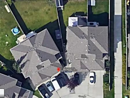 A well maintained 4 bedroom + 3.5 bathroom in Terwillegar | 9430 Stein Way Northwest, Edmonton