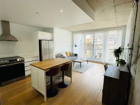 Condo Moderne Meublé-Coeur de Québec