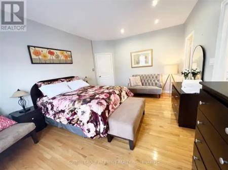 38 HURST DRIVE | 38 HURST DRIVE, Barrie