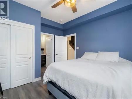 215 DUNDAS Street E Unit# 9 | 215 DUNDAS Street E Unit# 9, Waterdown