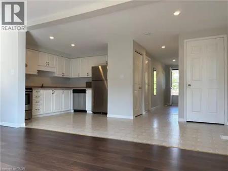 71 ACTIVA Avenue | 71 ACTIVA Avenue, Kitchener