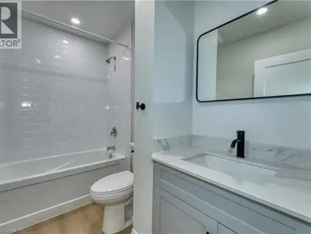 53 ONTARIO Road Unit# 104 | 53 ONTARIO Road Unit# 104, Welland
