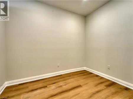 53 ONTARIO Road Unit# 102 | 53 ONTARIO Road Unit# 102, Welland