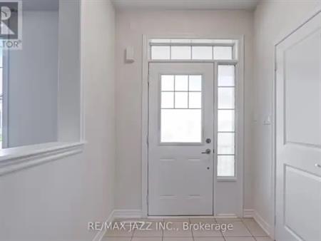 166 CORONATION ROAD | 166 CORONATION ROAD, Whitby
