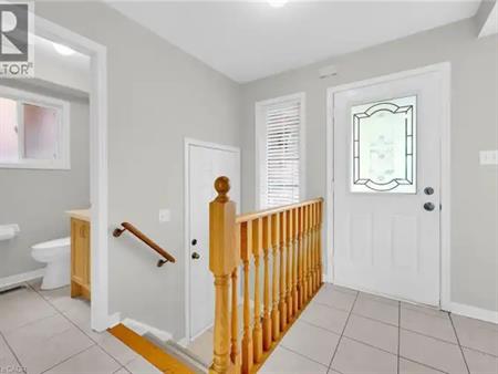 2494 NEWCASTLE Crescent | 2494 NEWCASTLE Crescent, Oakville
