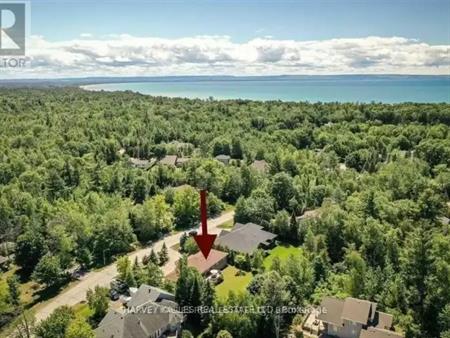 LOWER - 11 TWIN PINES DRIVE | LOWER - 11 TWIN PINES DRIVE, Wasaga Beach