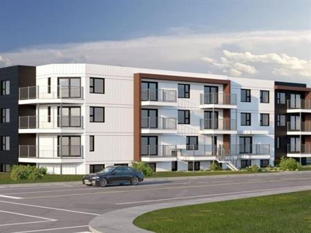 NOUVEAUTÉ! Libre 3 et demi + Bureau (au coeur de STE-FOY)