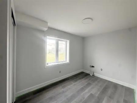 2-3105 Turner Crescent, London, Ontario N6M 0A1 | 3105 Turner Crescent, London