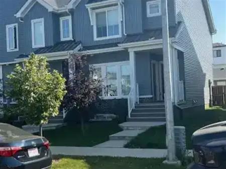 Immaculate 3 bed Home West End Secord | 22605 93 Avenue Northwest, Edmonton