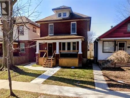 1585 CHURCH Unit# MAIN & UPPER | 1585 CHURCH Unit# MAIN & UPPER, Windsor